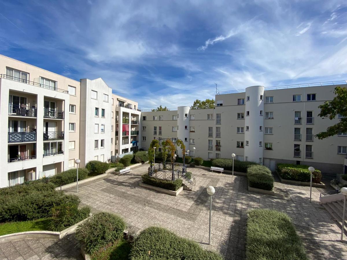 Le Beaugency Near Paris & Disneyland Champs-Sur-Marne Eksteriør billede